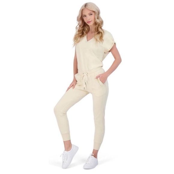 N.Philanthropy Lawes Short Sleeve V neck Jumpsuit - Picture 2 of 12
